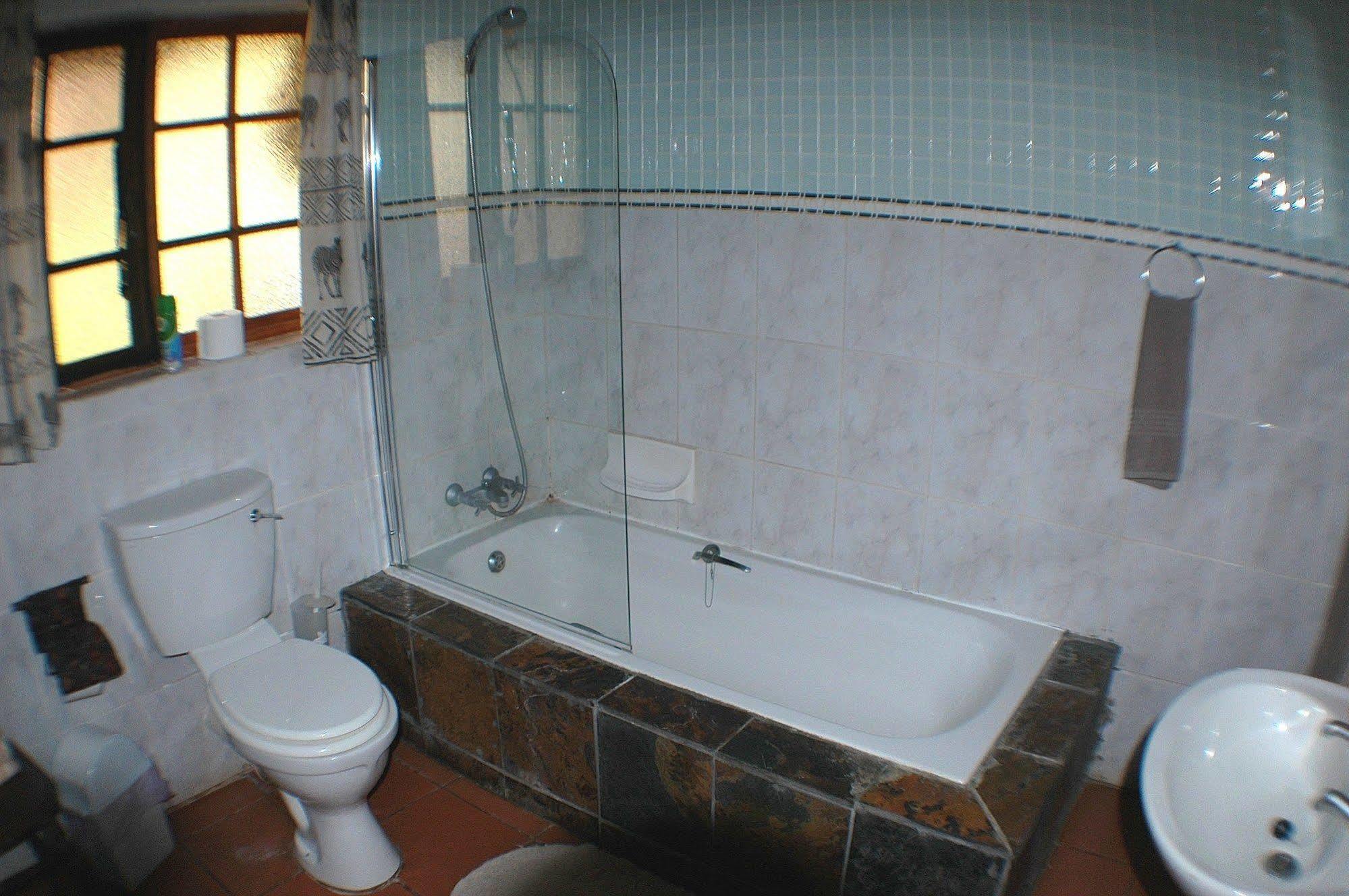 Trees Too Guest Lodge Komatipoort Zewnętrze zdjęcie